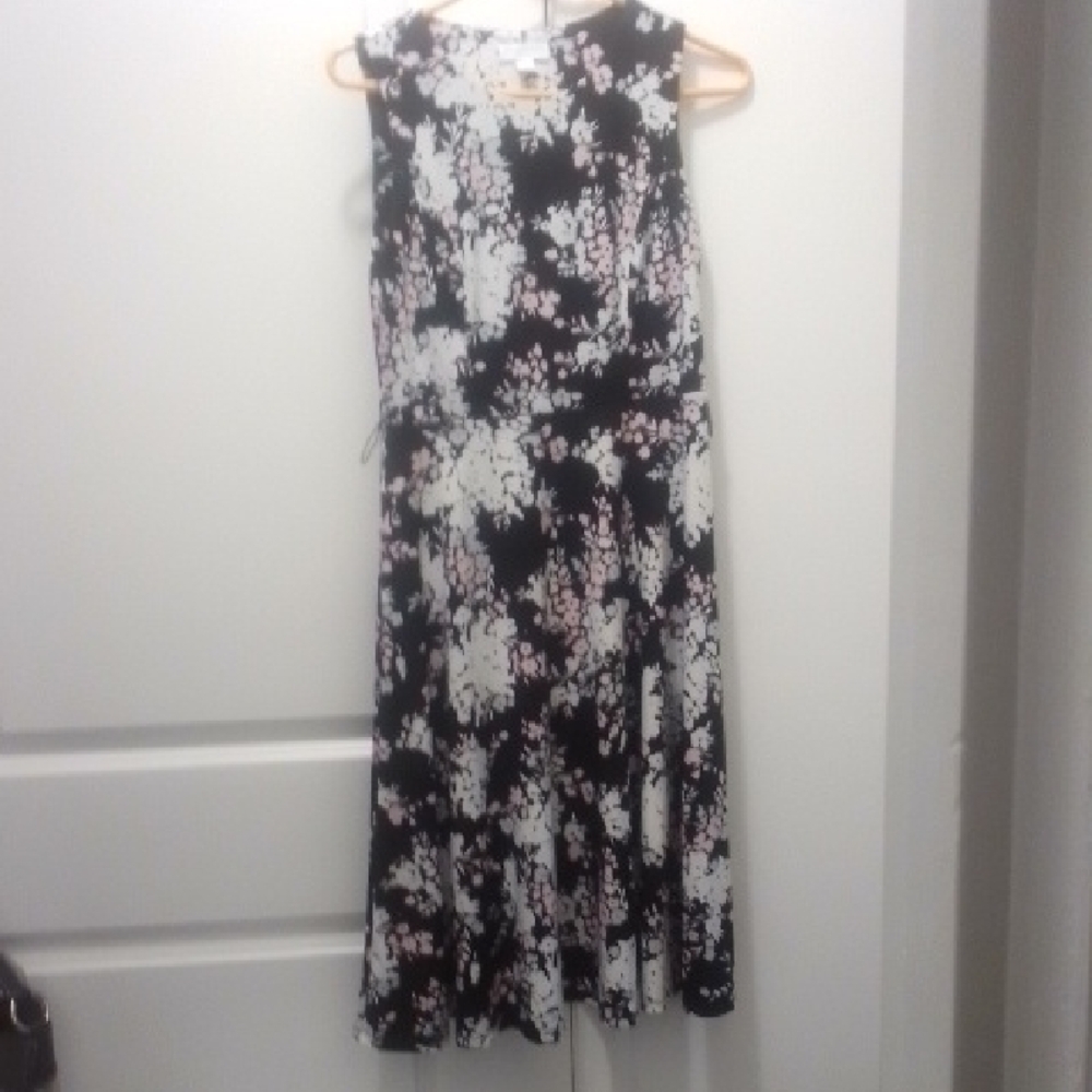 Floral Sleeveless Dress